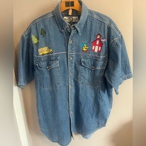 Vintage back to school shirt with emboriery school scenes denim short sleeve L